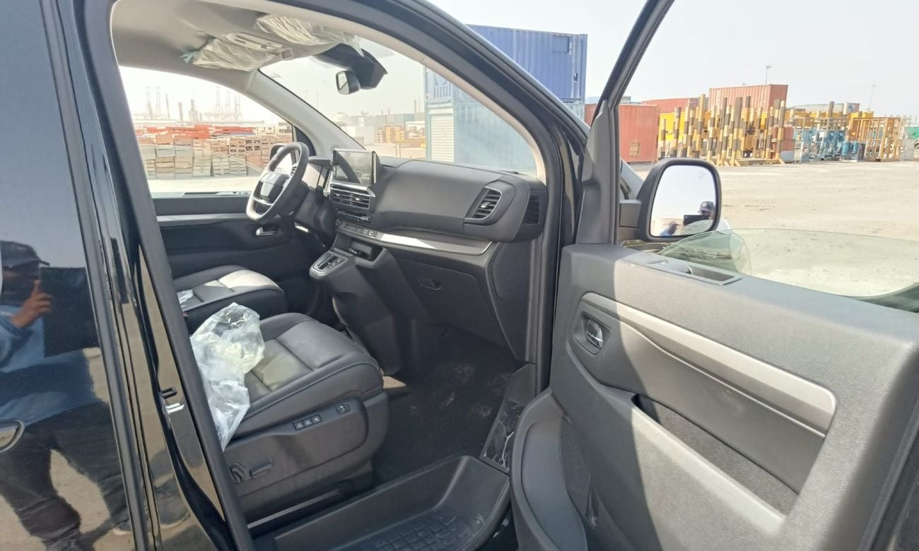 Peugeot Traveller VIP 7 SEATER