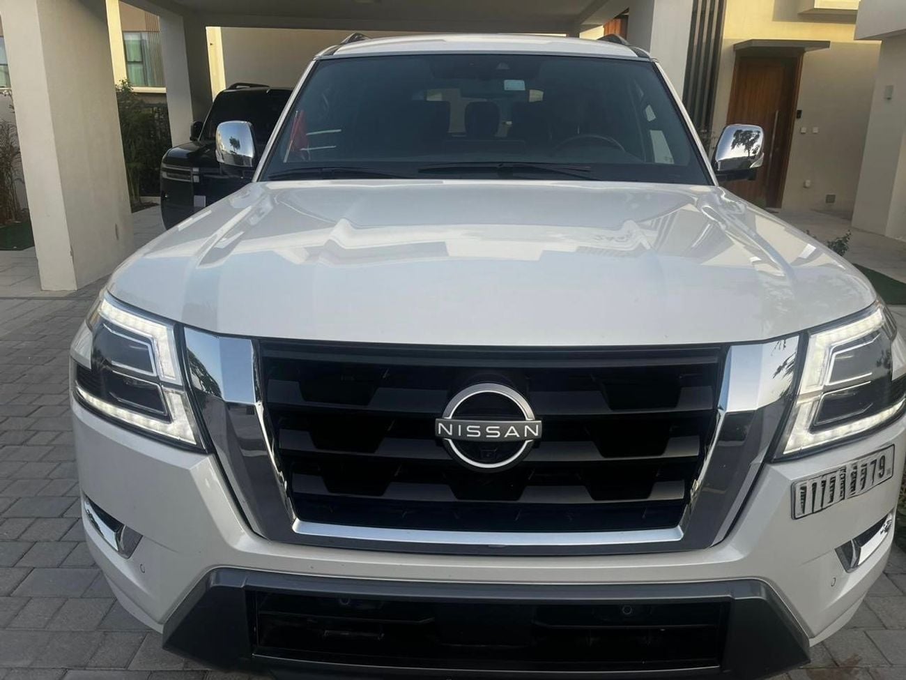 Nissan Armada PLATINUM