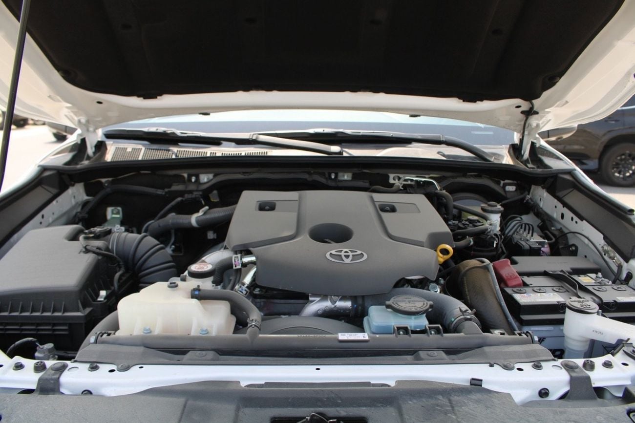 Toyota Hilux GR SPORT