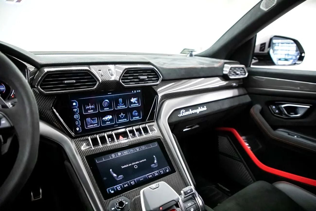 Lamborghini Urus PERFORMANTE | GCC | WITH WARRANTY AND SERVICE CONTRACT