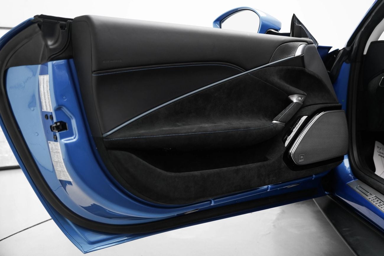 Ferrari Roma SPIDER
