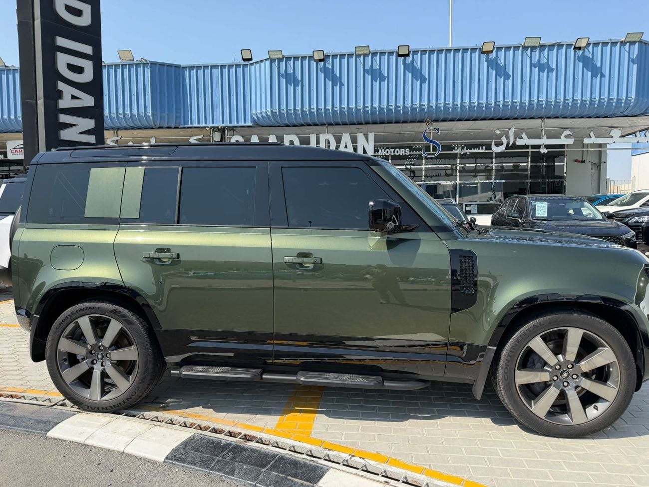 Land Rover Defender 110 X-DYNAMIC SE P400