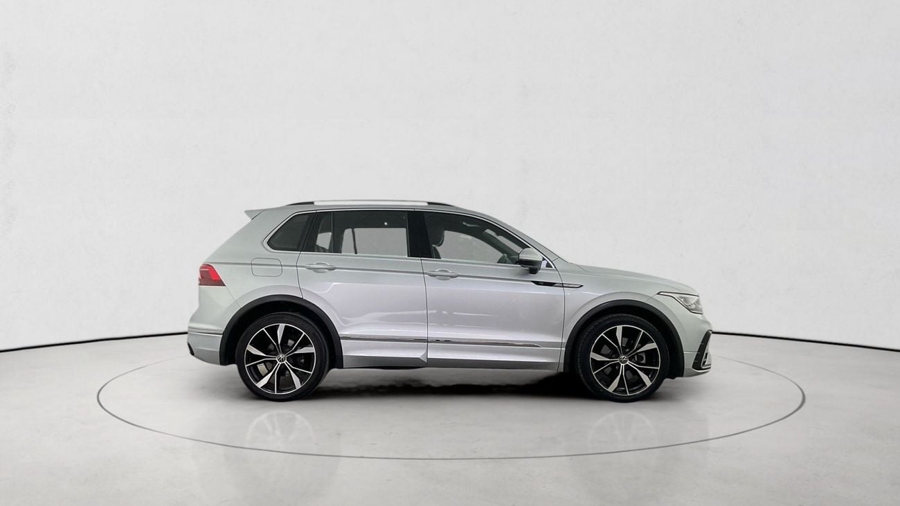 Volkswagen Tiguan R-LINE PREMIUM | Guaranteed Warranty | 0 Down Payment