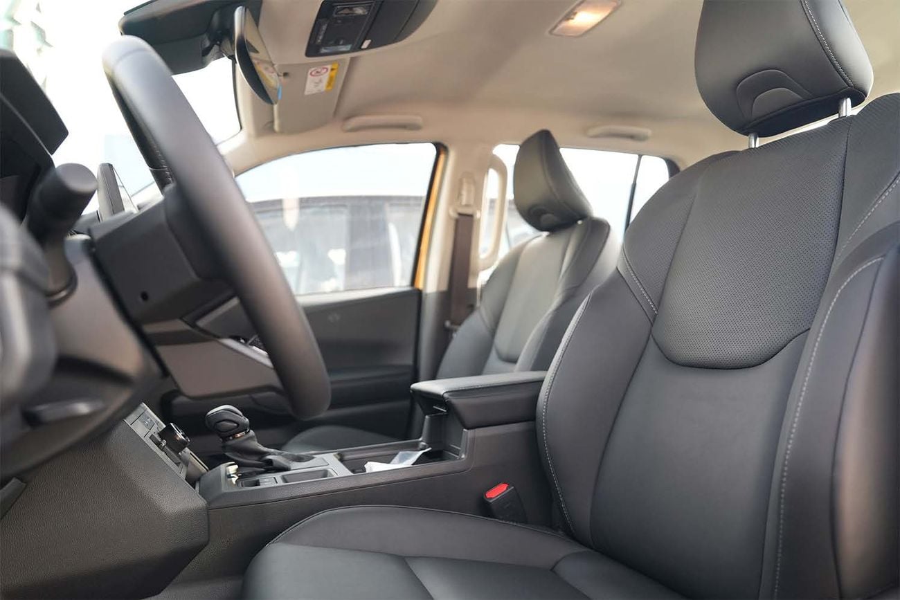 Toyota Hilux ADVENTURE 2026 Toyota Hilux Travo 2.8L Diesel 4x4 Automatic — Thailand Specs