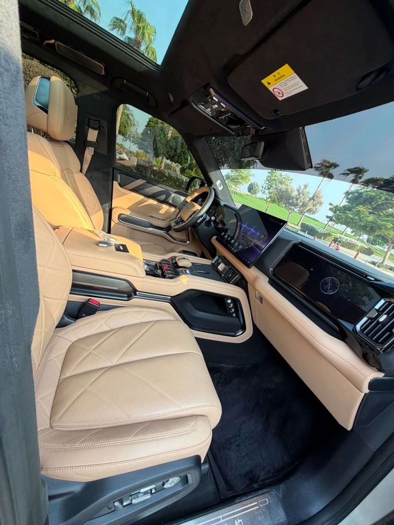 BYD Leopard 8 DELUX