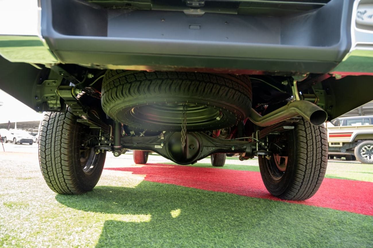 تويوتا هيلوكس 2.4 DIESEL 4x4 SINGLE CABIN 2026 MODEL GCC مواصفات مجلس التعاون الخليجي