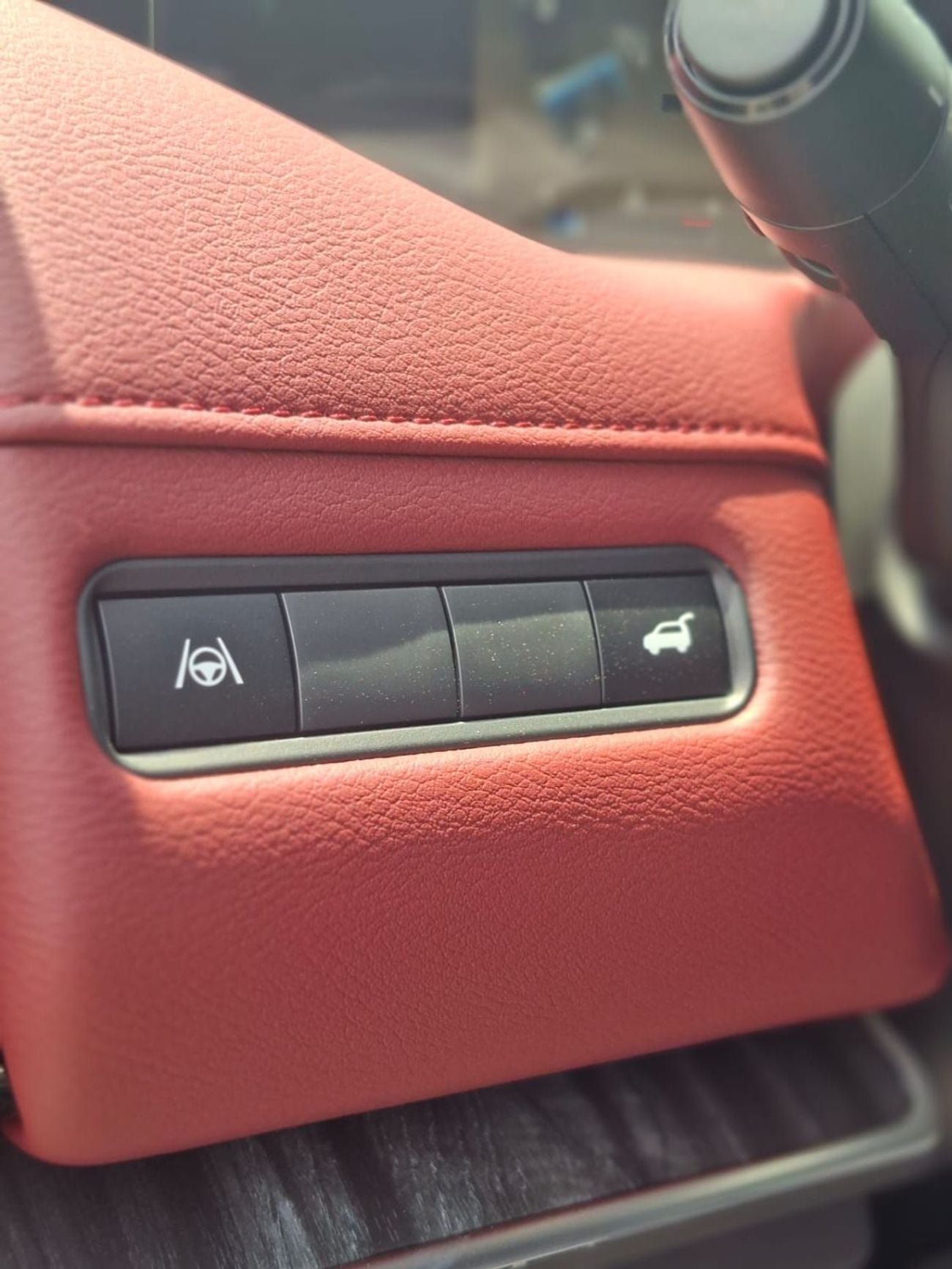 Nissan Patrol LE TITANIUM Nissan Titanium 3.5L Twin Turbo 2026 Model With Rear Screens and Compressor