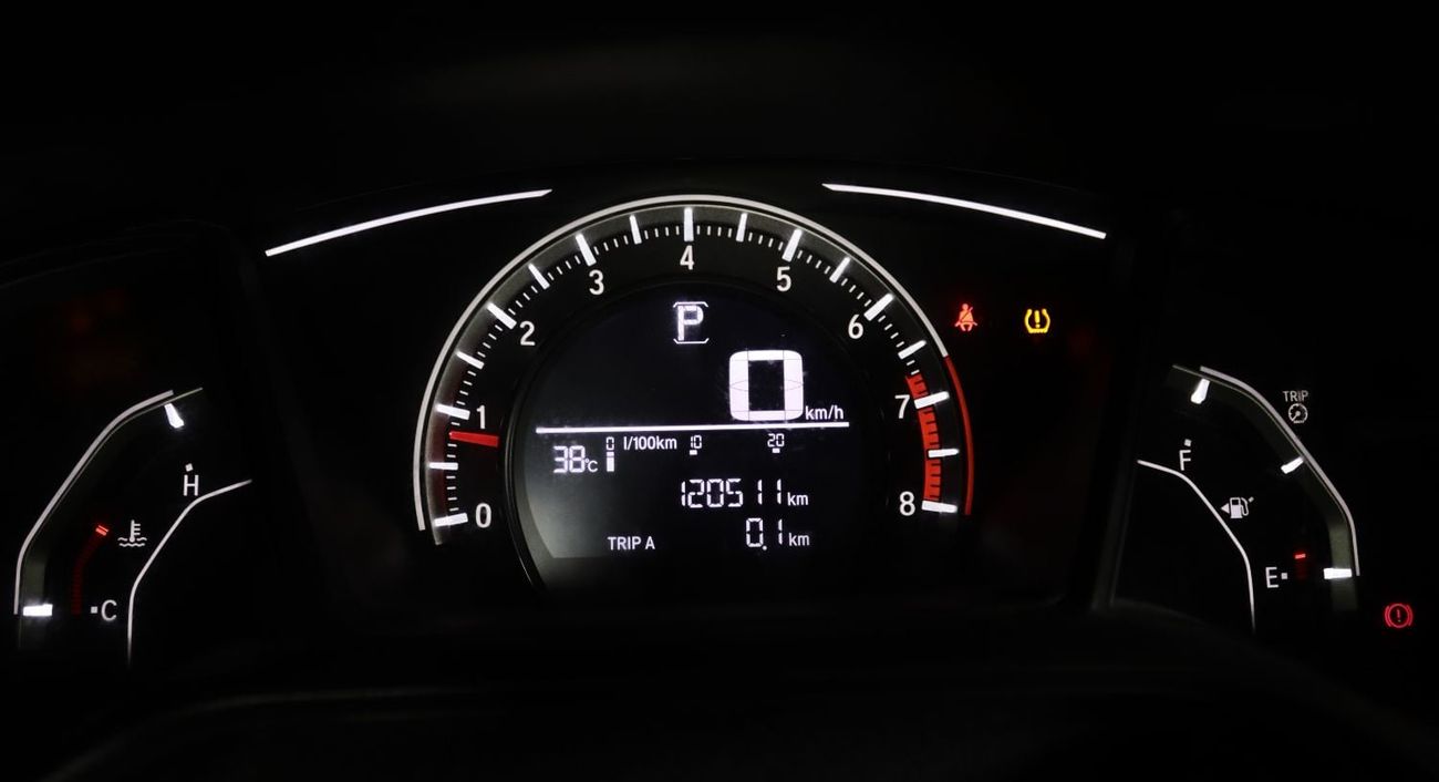 Honda Civic LX ACCIDENTS FREE - GCC - PERFECT CONDITION INSIDE OUT - ENGINE 1600 CC