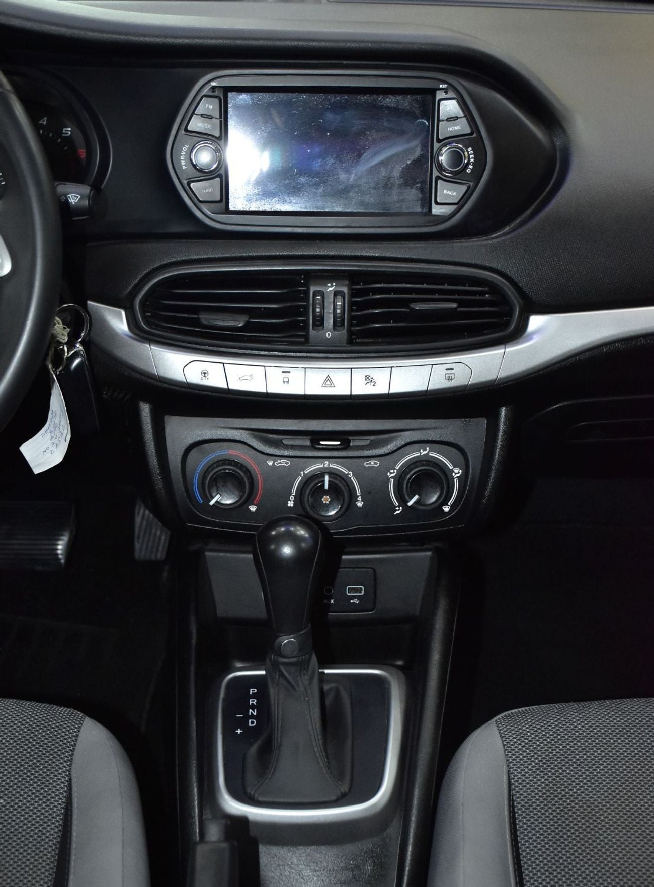 دودج نيون إس إي EXCELLENT DEAL for our Dodge Neon ( 2017 Model ) in Black Color GCC Specs