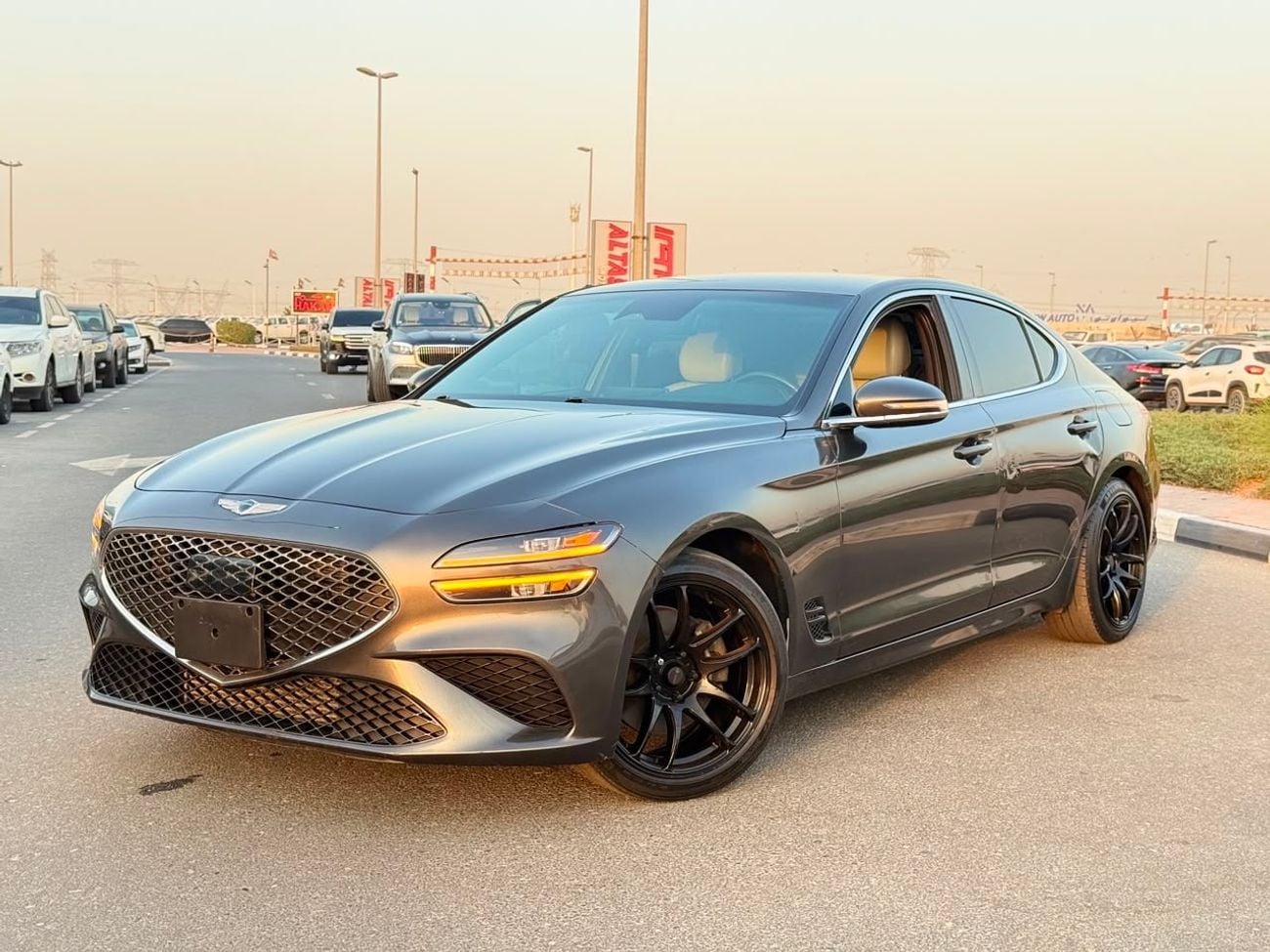 جينيسس G70 PREMIUM *GENESIS G70* Left Hand Full option Specs: *USA* Year: *2022* -*Original 5 Seats* push start BSM
