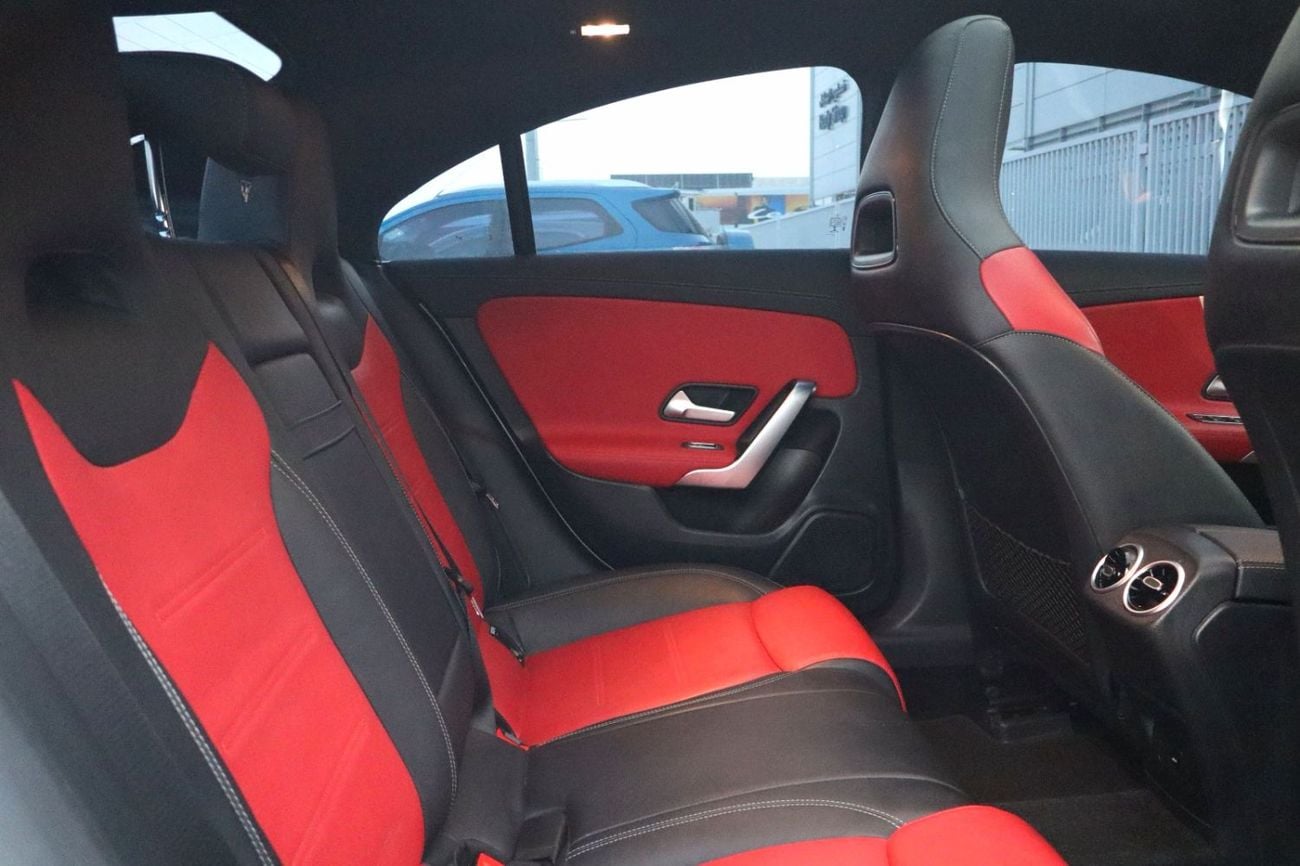 Mercedes Benz CLA250 PREMIUM