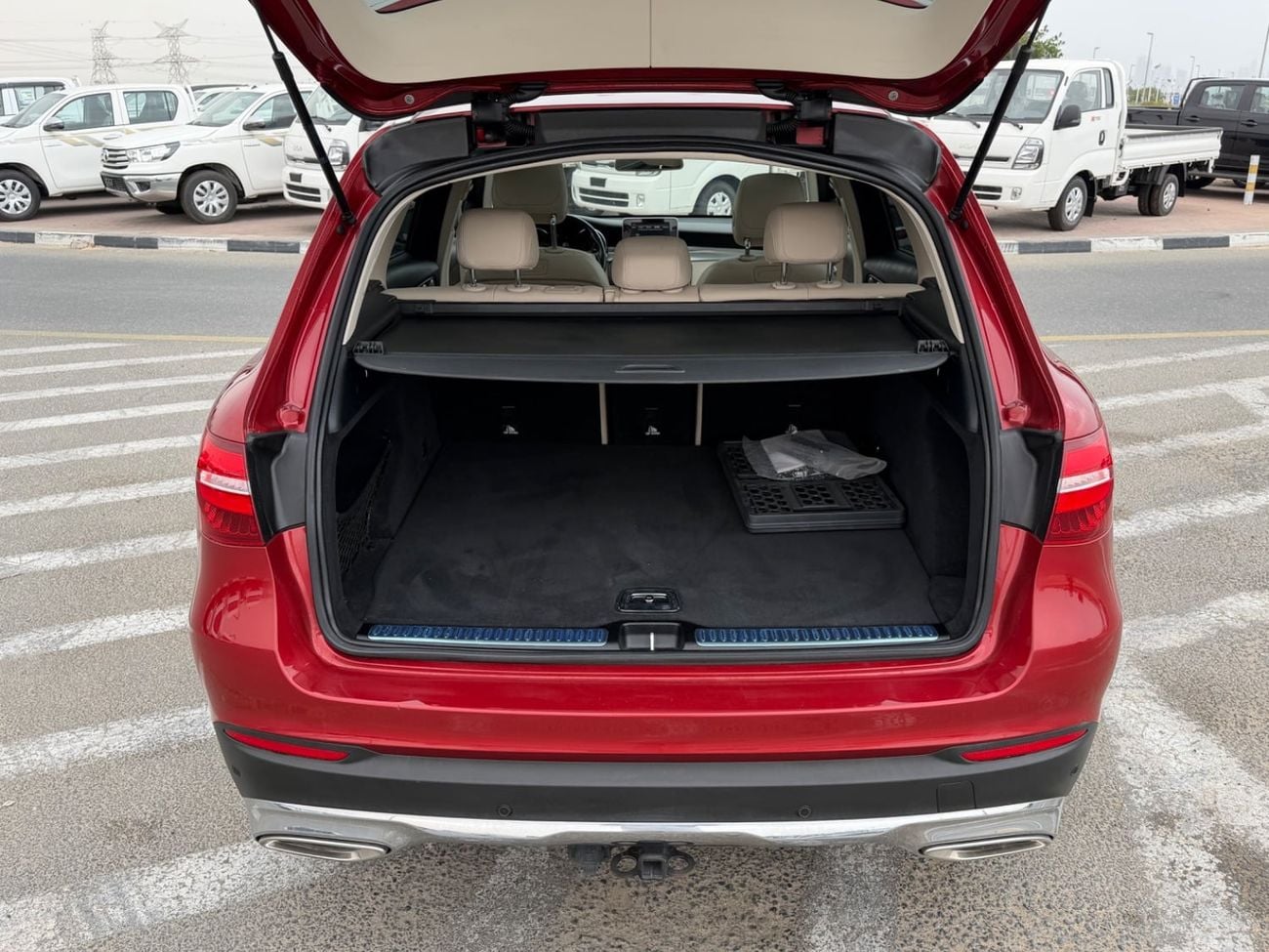 Mercedes Benz GLC 300 E 4MATIC PREMIUM