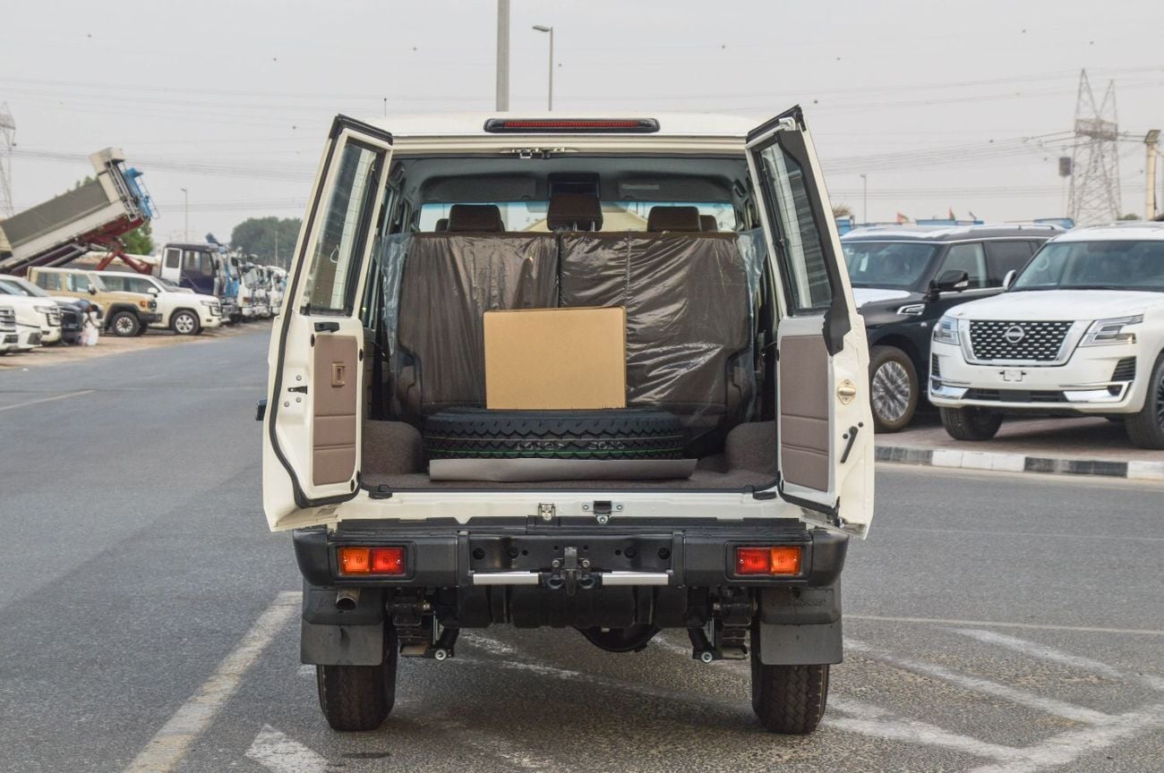 تويوتا لاند كروزر 70 LC76 LX 2.8L 4WD SUV 2026