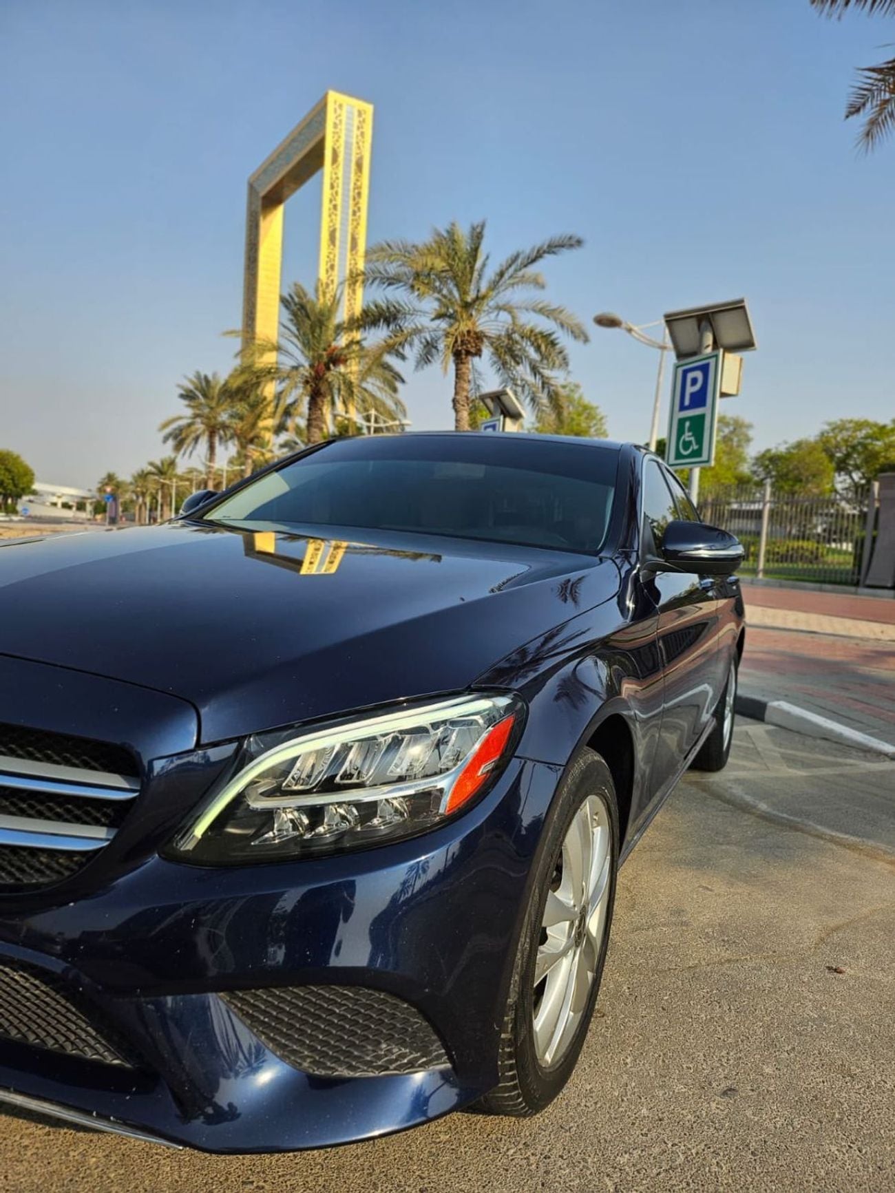 مرسيدس بنز C 300 PREMIUM