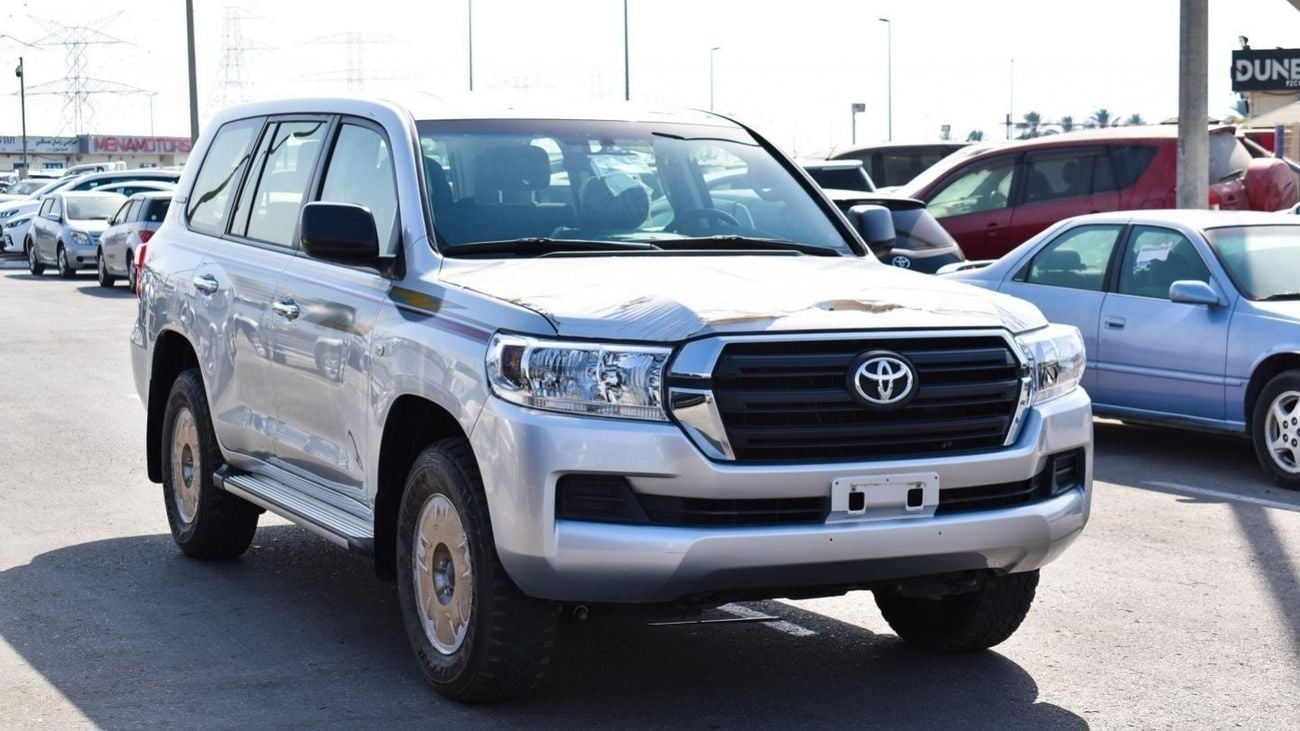تويوتا لاند كروزر 4.0L V6 Petrol M/T