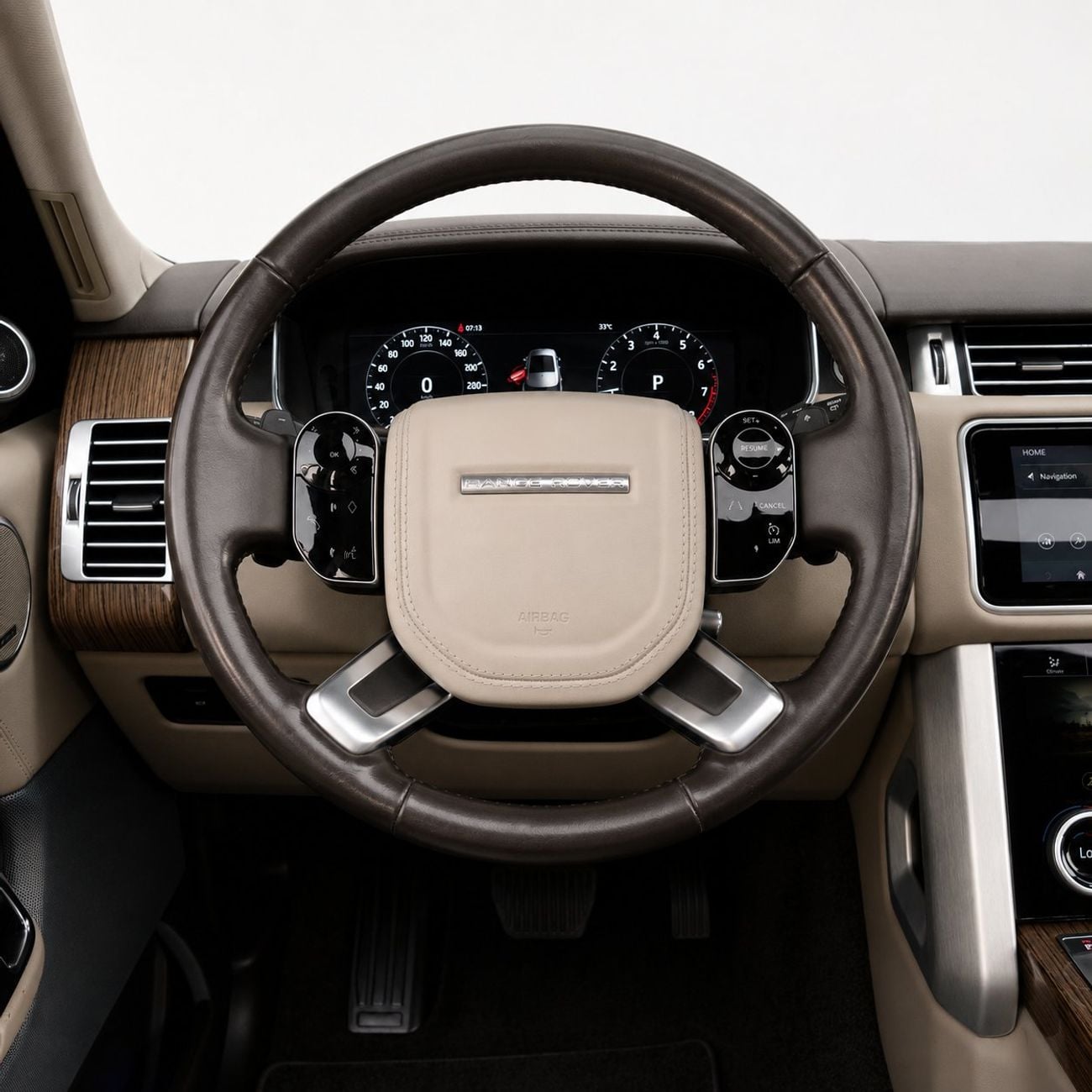 Land Rover Range Rover HSE P400 AED 3,602 P.M • 0% Downpayment • Rover Range Rover HSE • 1 Year Warranty