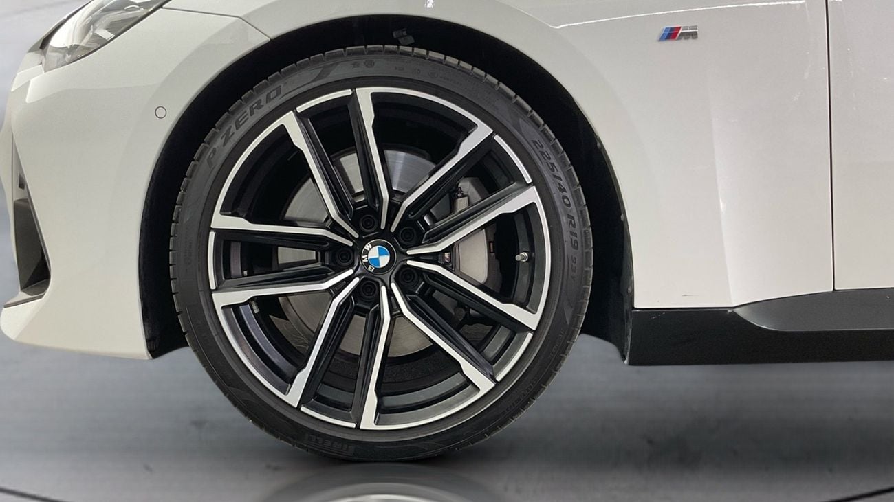 بي أم دبليو 230i M SPORT | شامل الضمان | 0 دفعة أولى