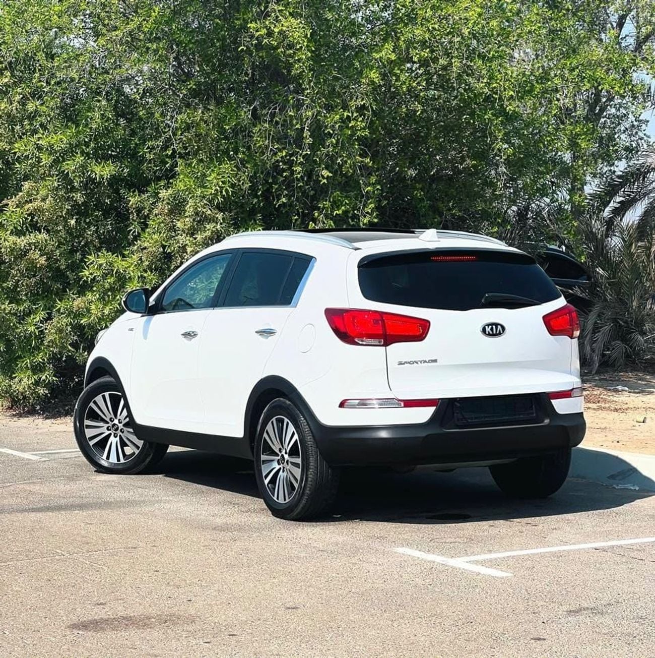 Kia Sportage LX GCC l Panoramic Sunroof, Leather, Cruise l Accident Free