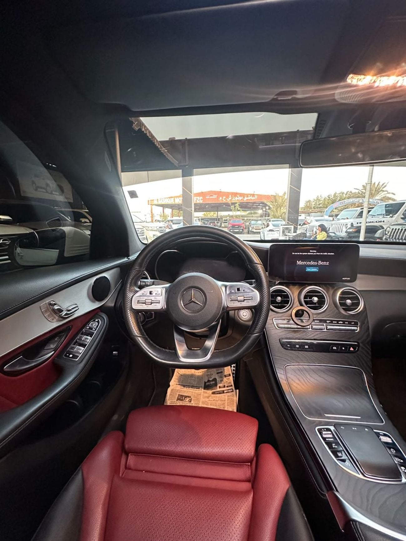 Mercedes Benz GLC200 STANDARD