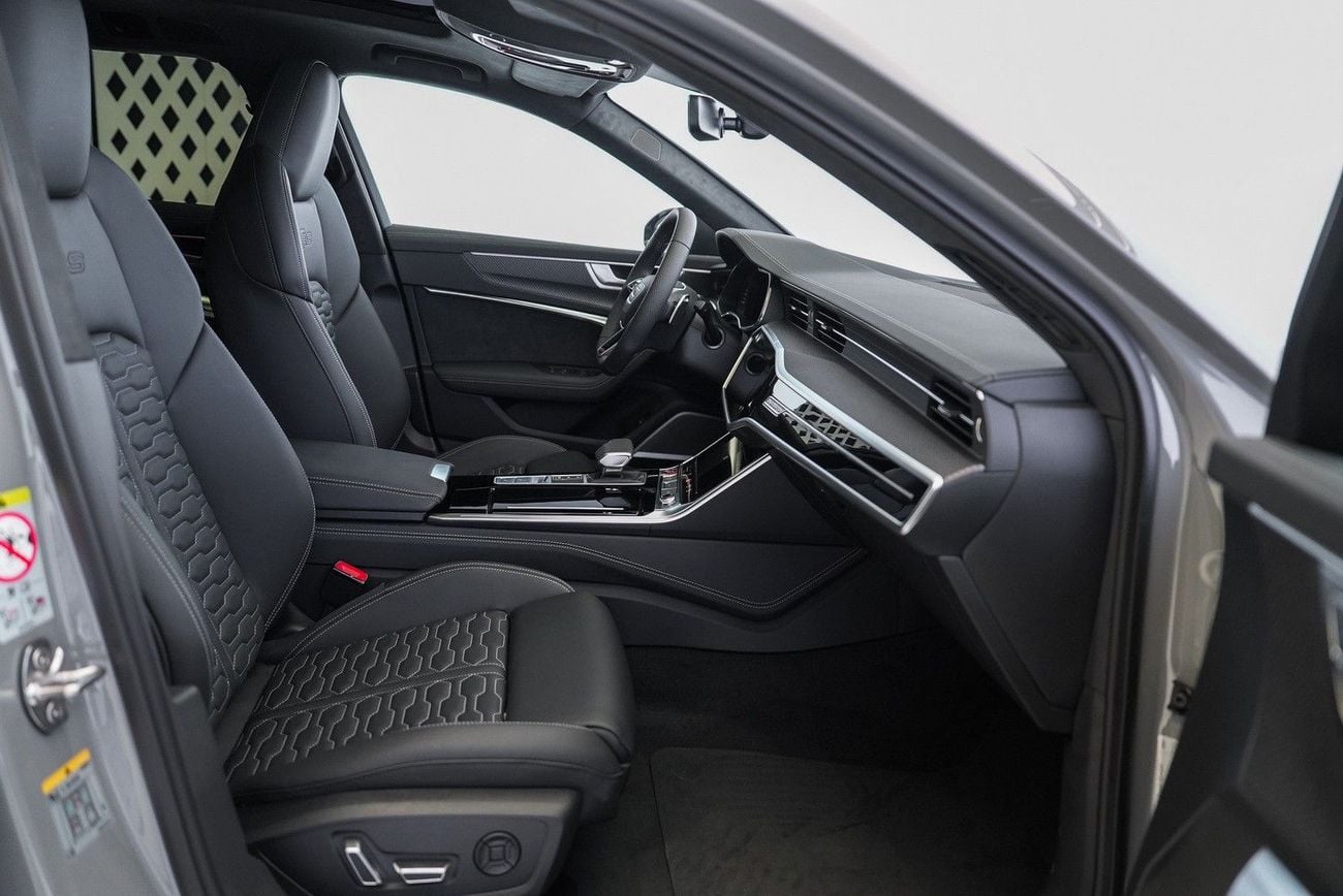 أودي RS6 STANDARD