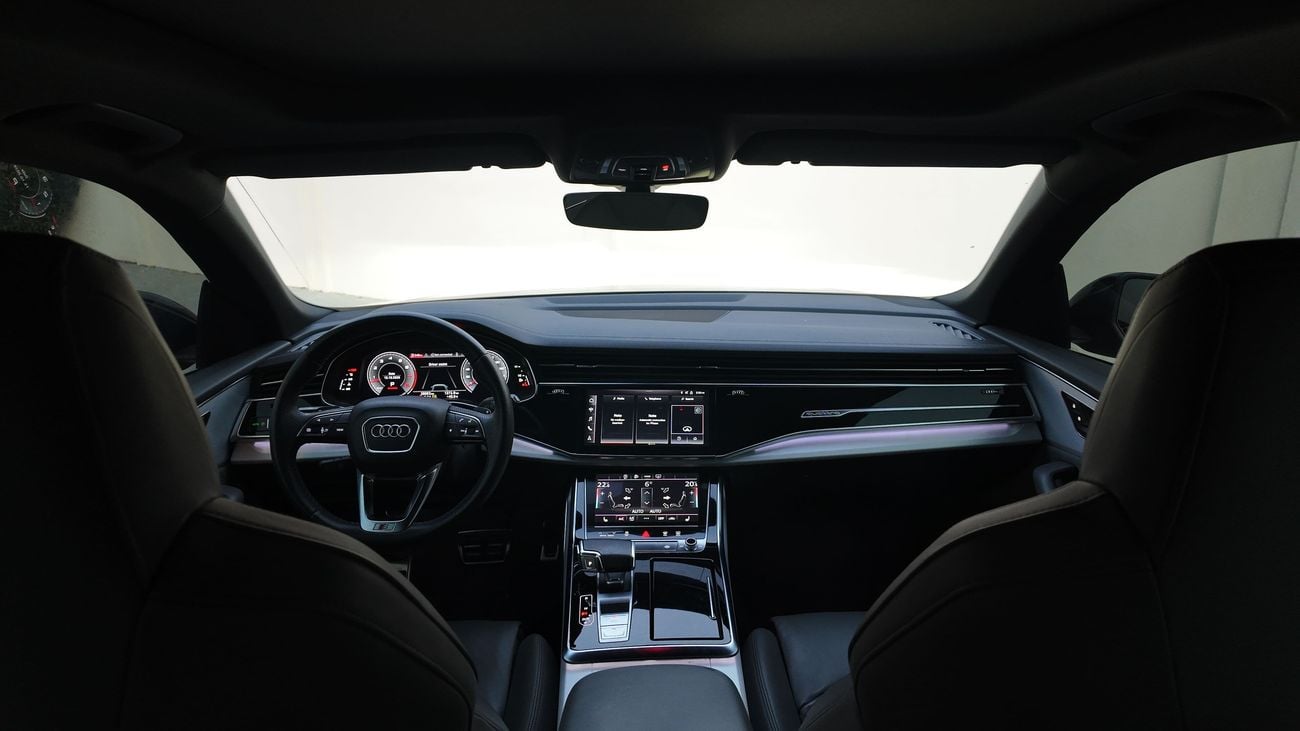 Audi Q8 55 TFSI S-LINE LUXURY