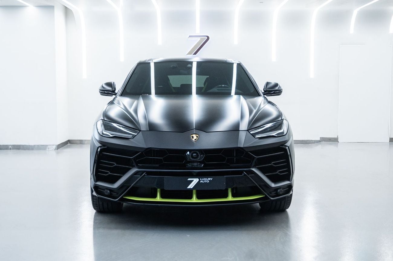 Lamborghini Urus STANDARD Pearl Capsule – European Specs – Accident Free