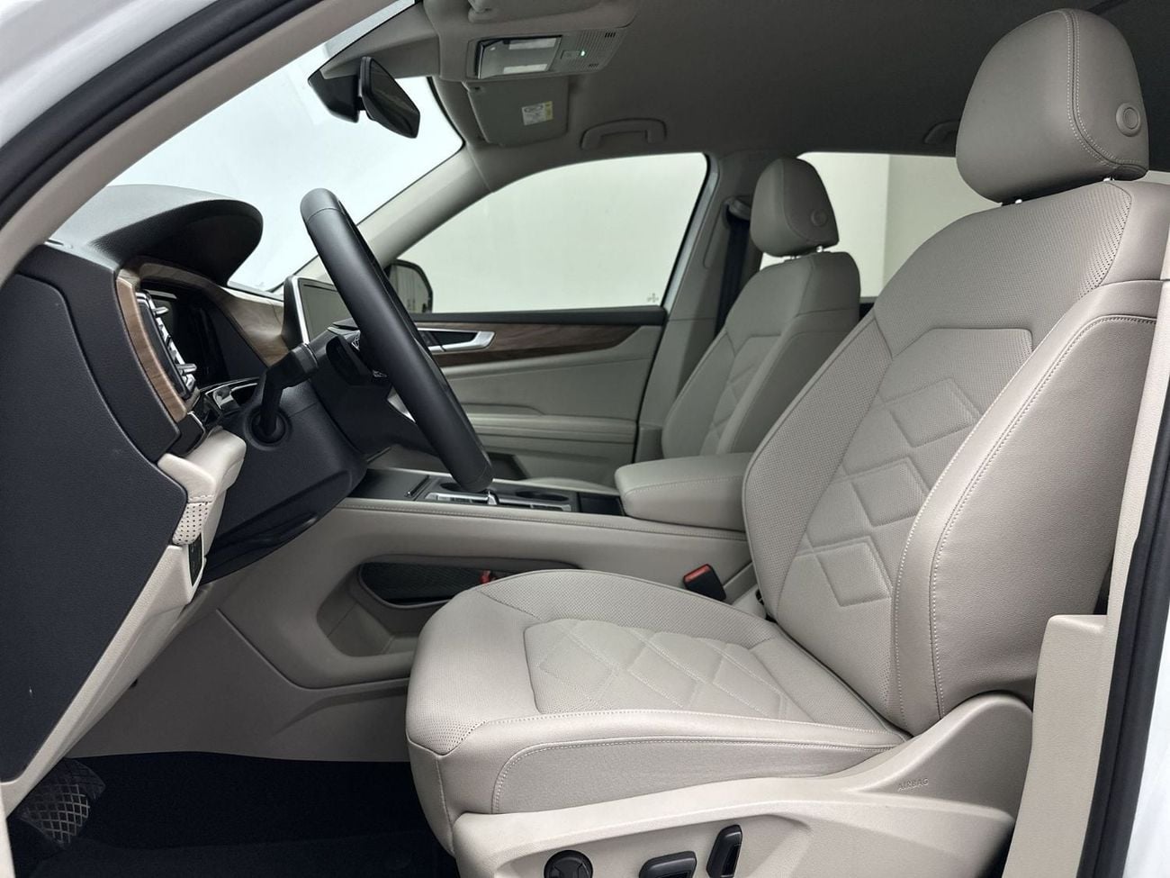 Volkswagen Teramont COMFORTLINE Teramont Trendline 2.0L | 7 Seats | Remote Start | Keyless Access | Front Assist