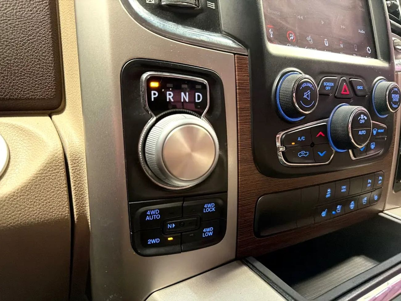 RAM 1500 1,351pm Zero Down Available Laramie Crew Cab | GCC Specs