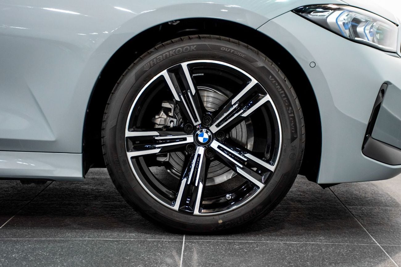 BMW 318i LUXURY M SPORT PACKAGE 318I Luxury M Sport Pakage