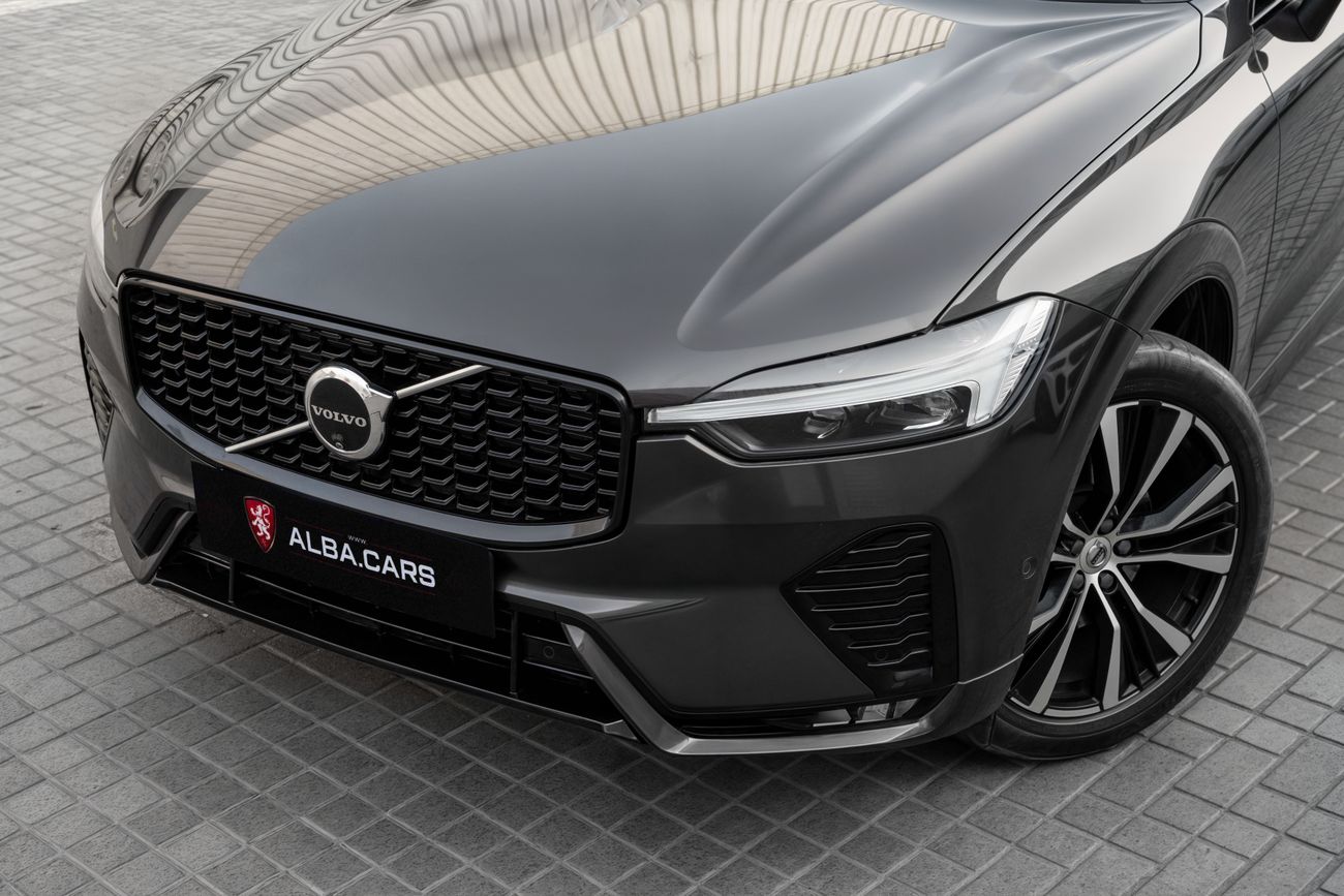 فولفو XC 60 B5 ULTIMATE DARK XC60 B5 Ultimate Dark | 2,350 P.M | 0% Downpayment | 2028 WARRANTY