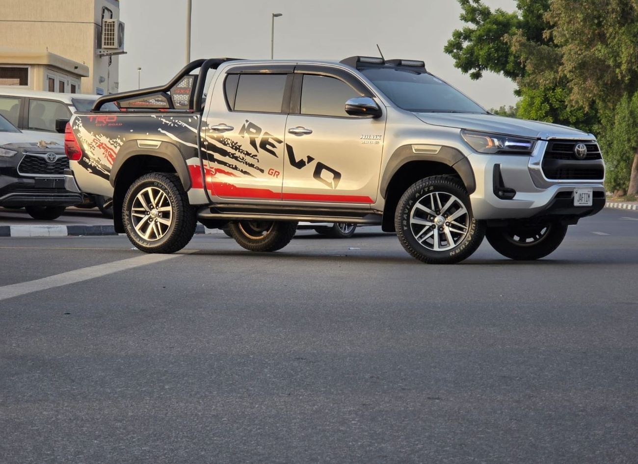 Toyota Hilux DLS 2020 | 2.8L DIESEL | AT | RHD | 4x4 SPORTS BAR | ROOF MOUNTED LED LIGHTS | PUSH START ENGINE