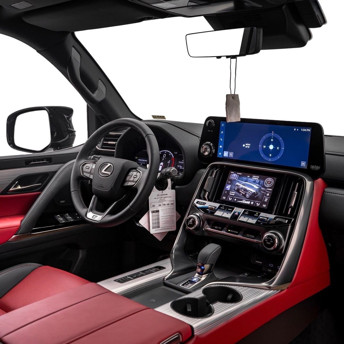 لكزس LX 700h F SPORT أسود/أحمر 2026