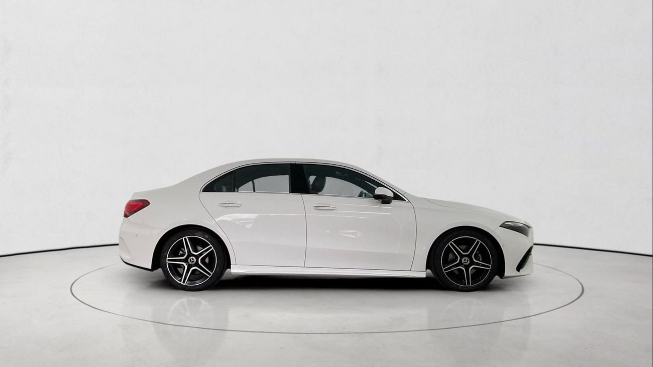 Mercedes Benz A200 STANDARD | Guaranteed Warranty | 0 Down Payment