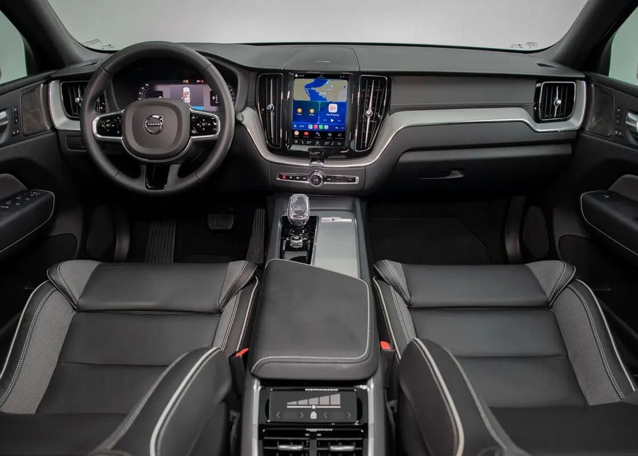 Volvo XC60 ULTIMATE DARK Low KM • 0%DP Available • Warranty • FDSH • GCC