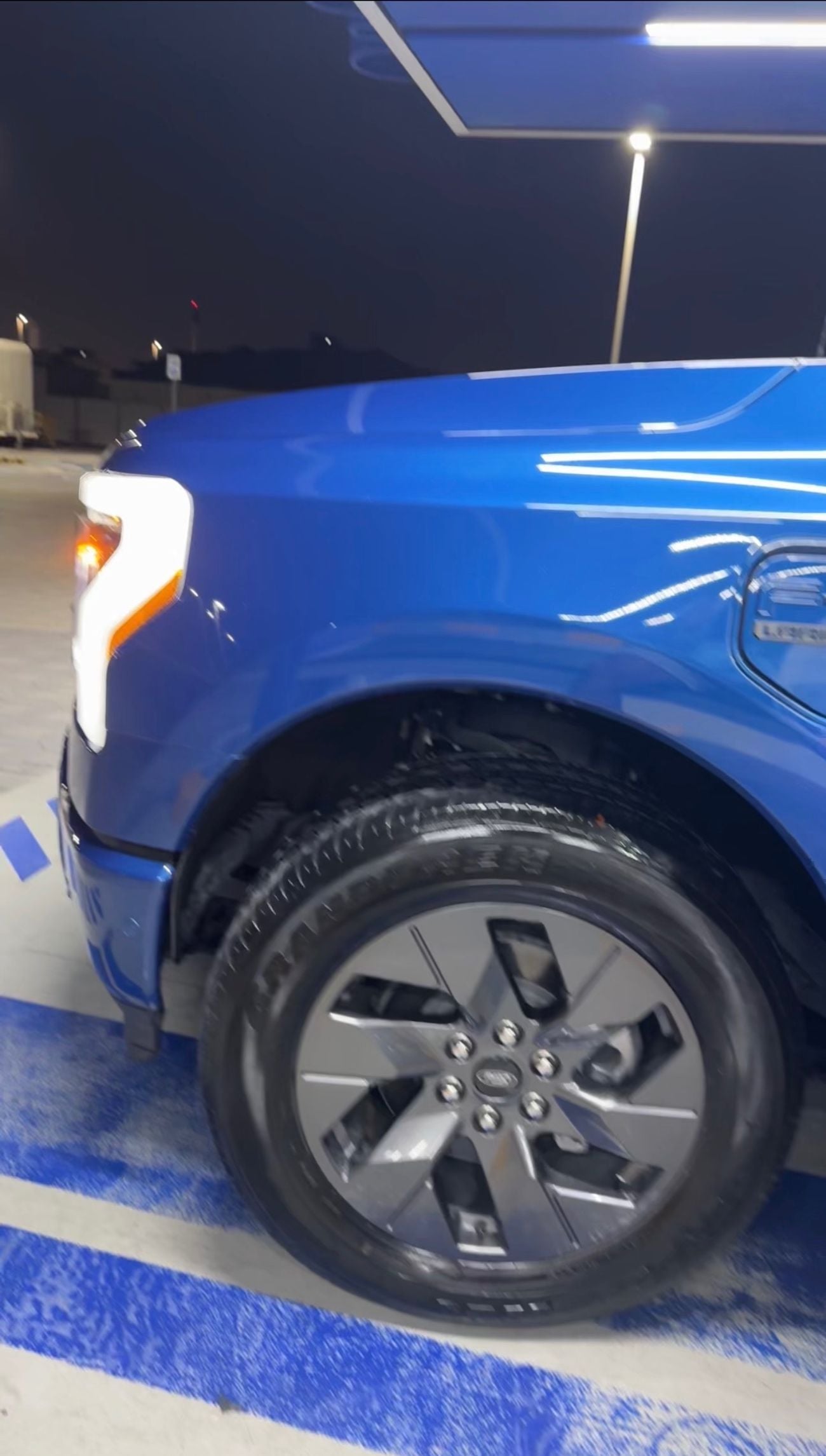 Ford F-150 Lightning Lariat