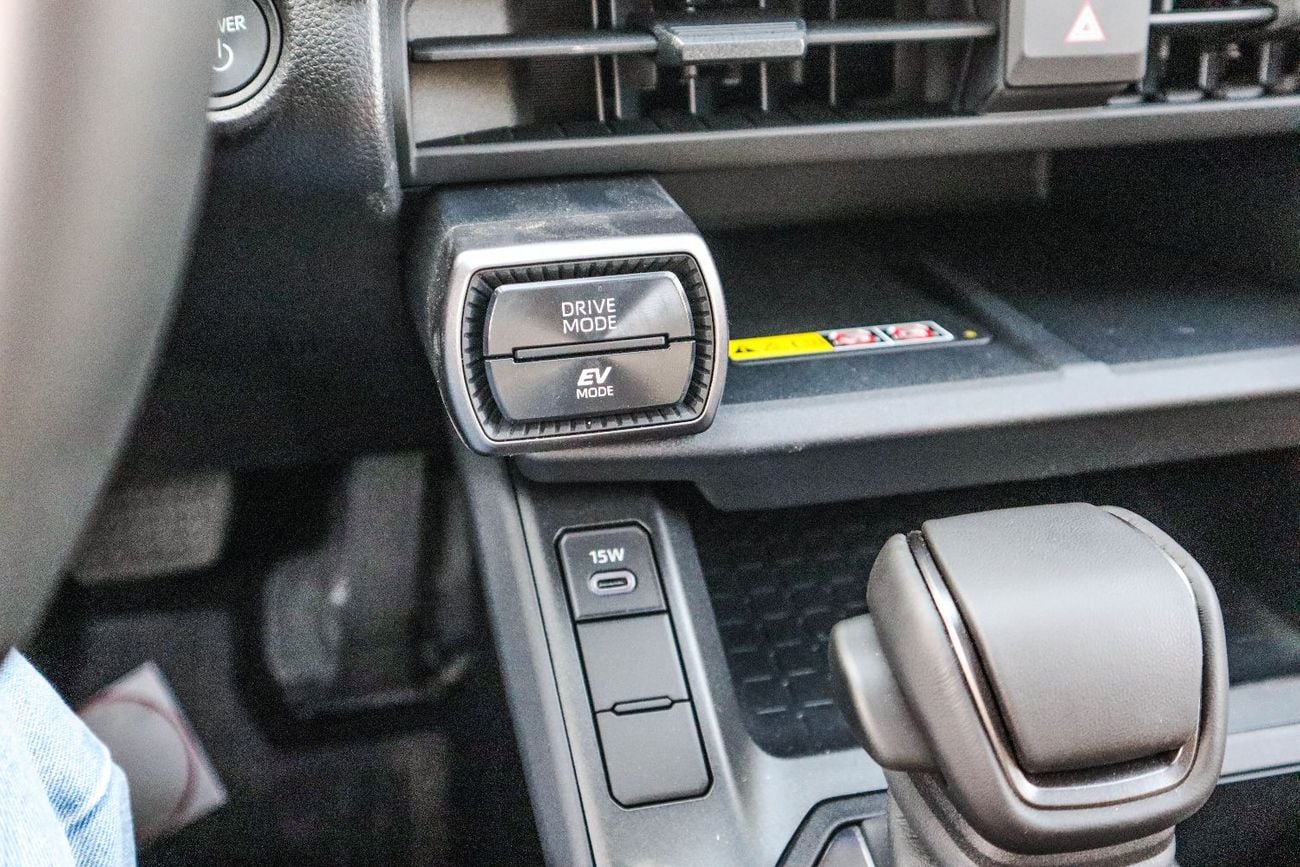 Toyota RAV4 EXR HEV Toyota RAV4 2.5L Hybrid — 2026 Model mid option