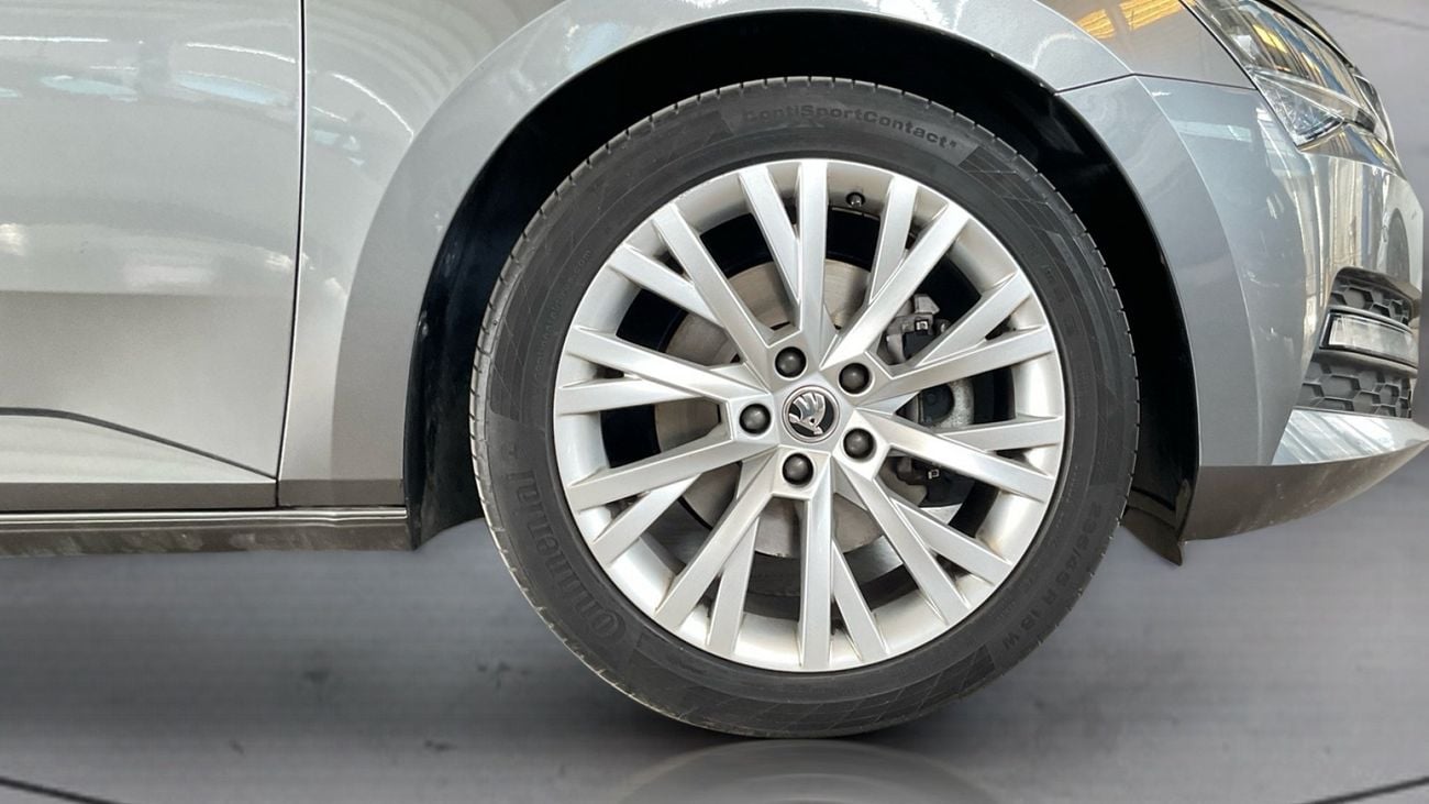 Skoda Superb AMBITION | Guaranteed Warranty | 0 Down Payment