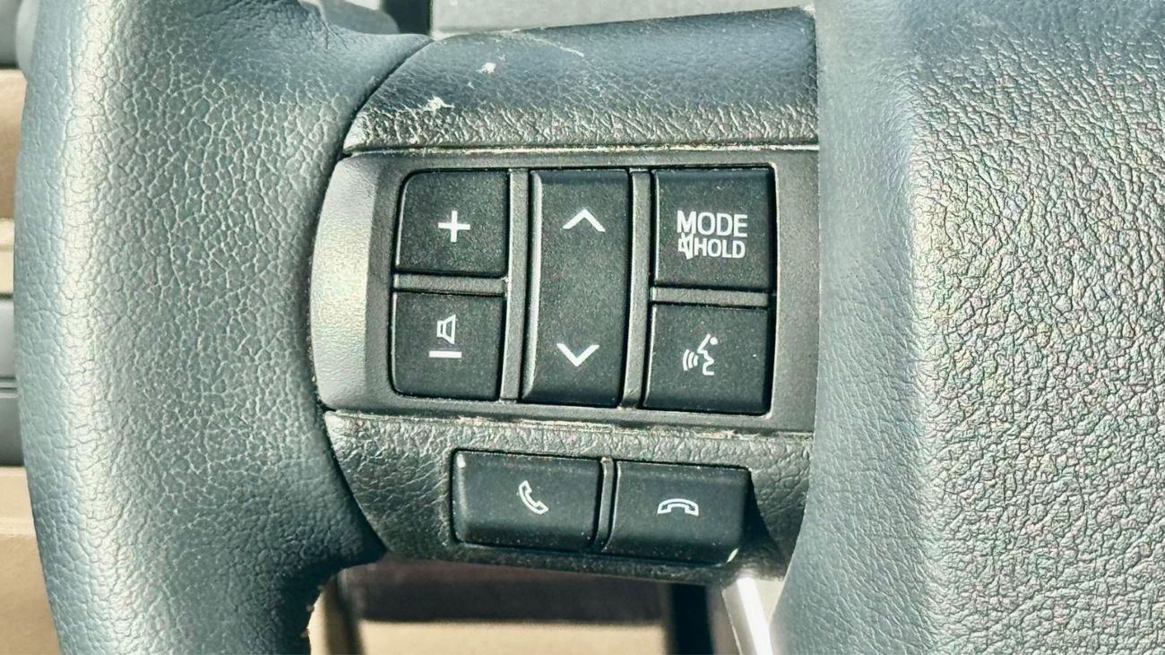 Toyota Land Cruiser 70 LC79 LX 2.8 DIESEL AT 4WD WINCH DIFFLOCK COOLBOX LEATHER SEATS 2026
