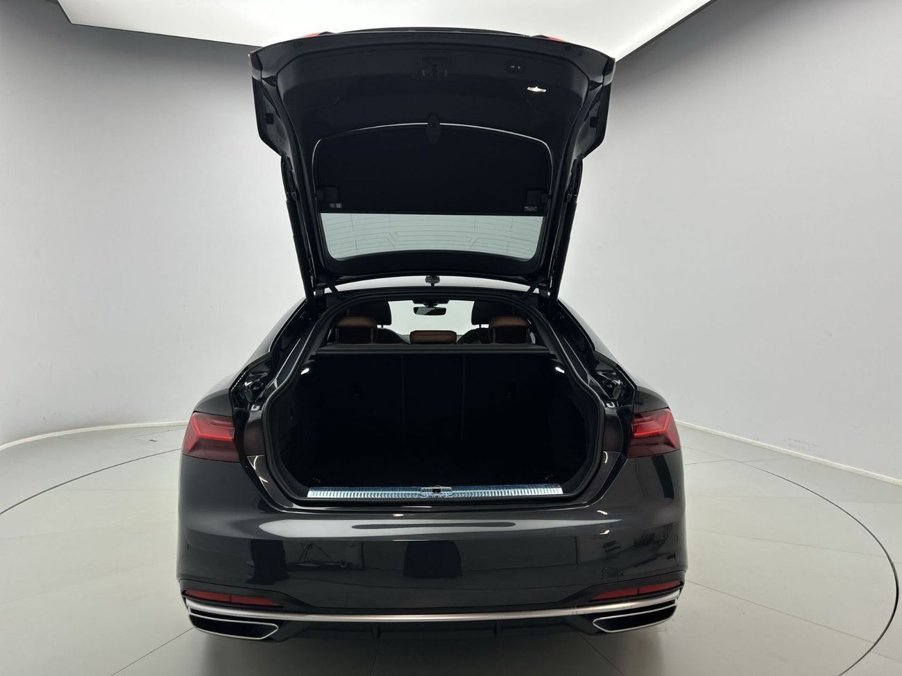 أودي A5 40 TFSI ADVANCED SPORTBACK (Ref# 23502)