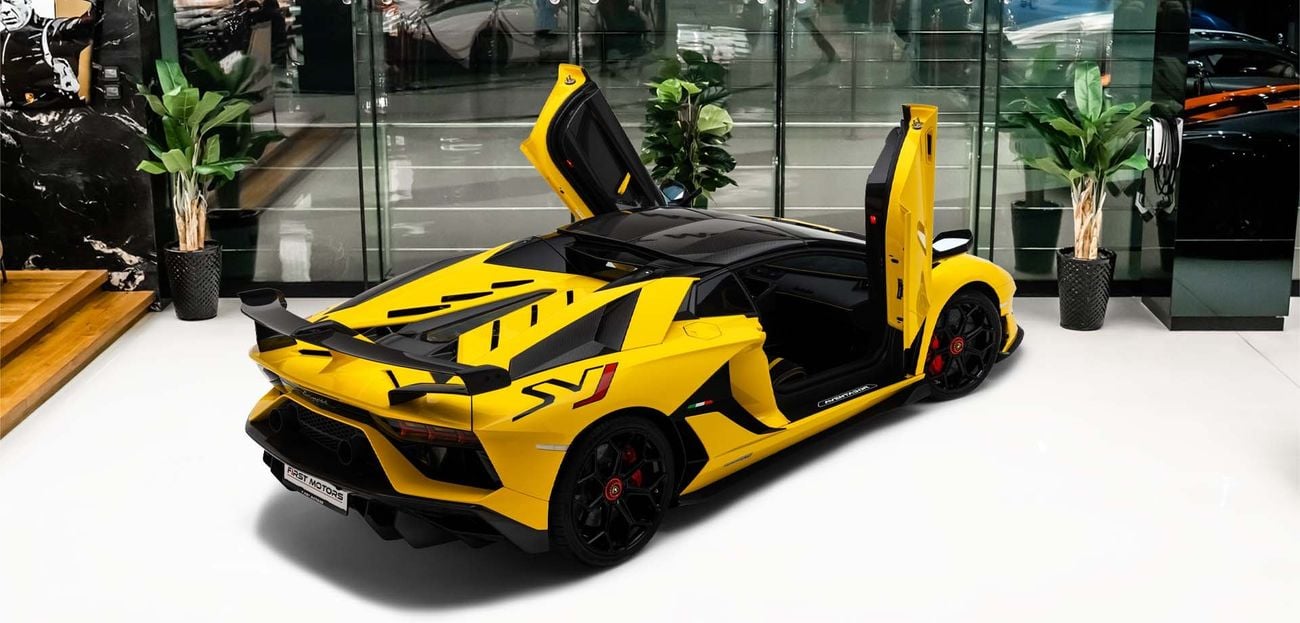 لامبورغيني أفينتادور 6.5L V12 Naturally Aspirated Engine