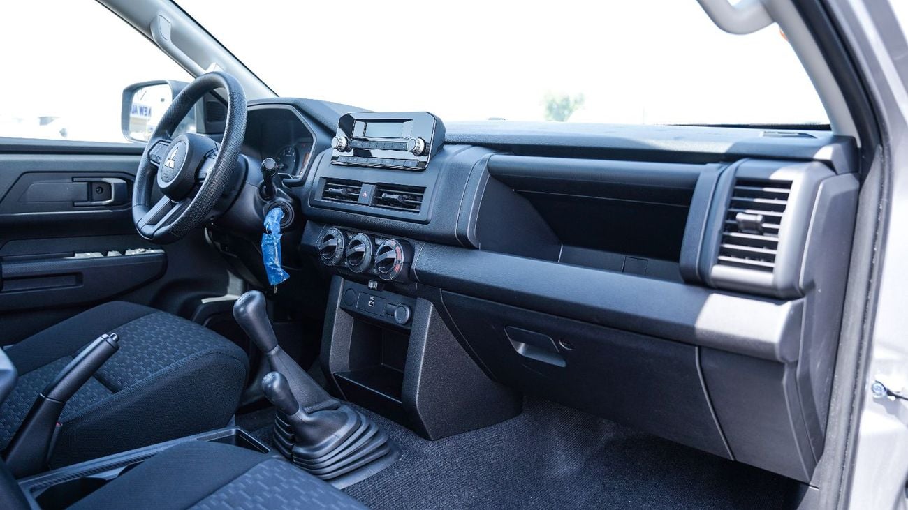 ميتسوبيشي L200 GLX جديد تمامًا – محرك بنزين سعة 2.4 لتر، دفع رباعي، ناقل حركة يدوي – D25 – 2027 – للتصدير فقط
