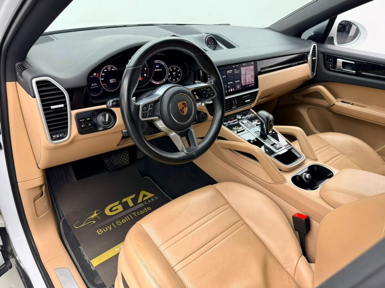 Porsche Cayenne STANDARD 2020 Porsche Cayenne Coupe, Warranty, Full Porsche Service History, GCC Specs