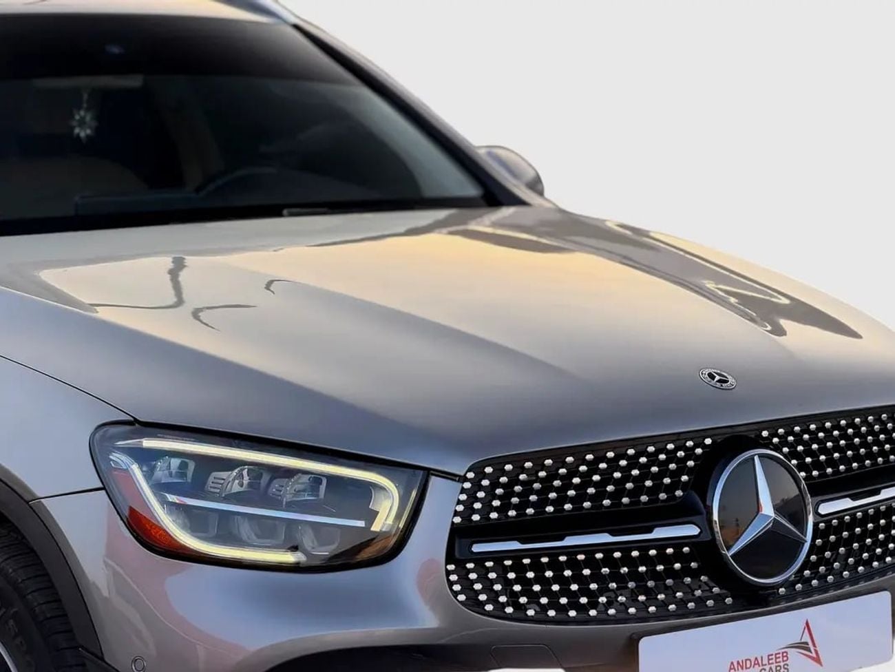 مرسيدس بنز GLC 300 GLC 300 | | Premium SUV | 2.0l V4