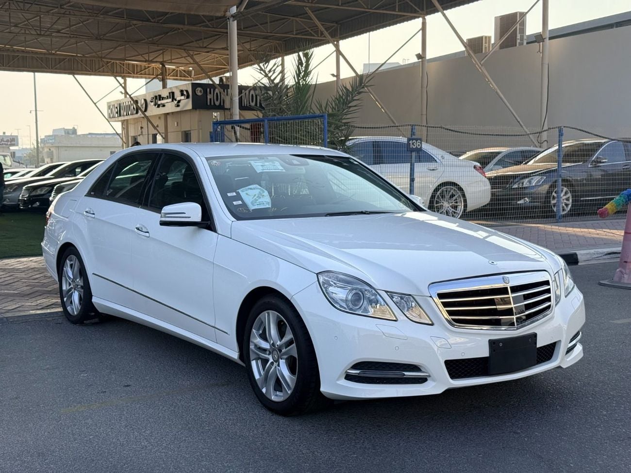 مرسيدس بنز E300 إليجانس