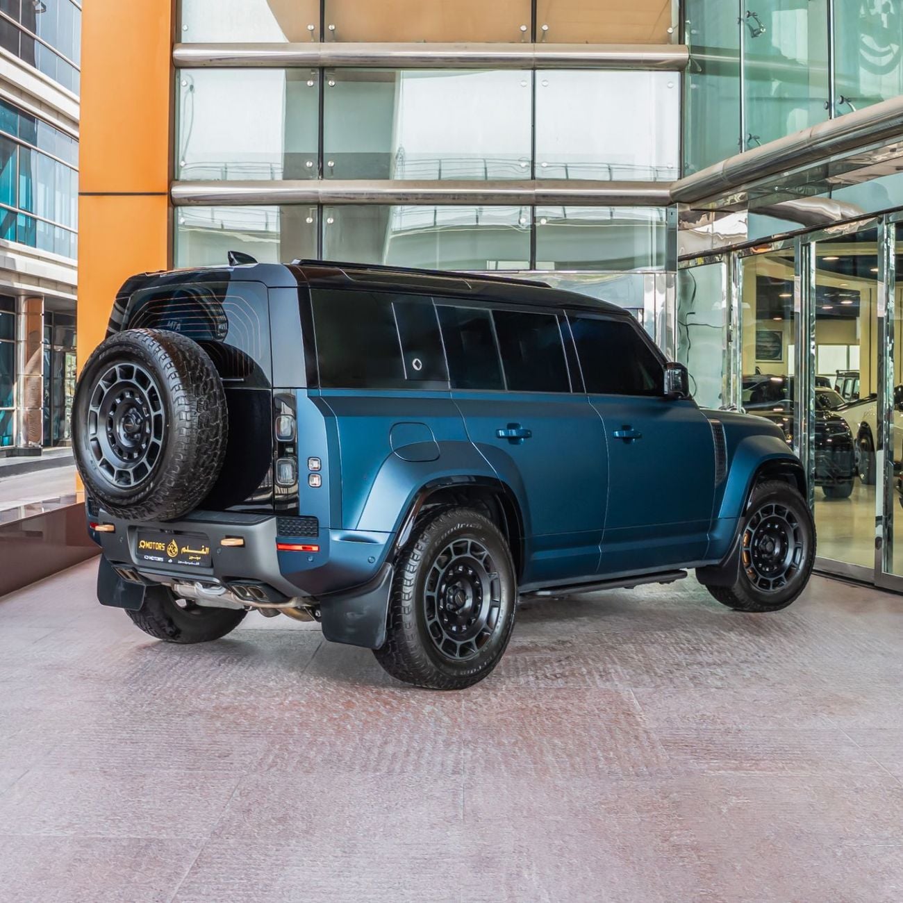 Land Rover Defender
