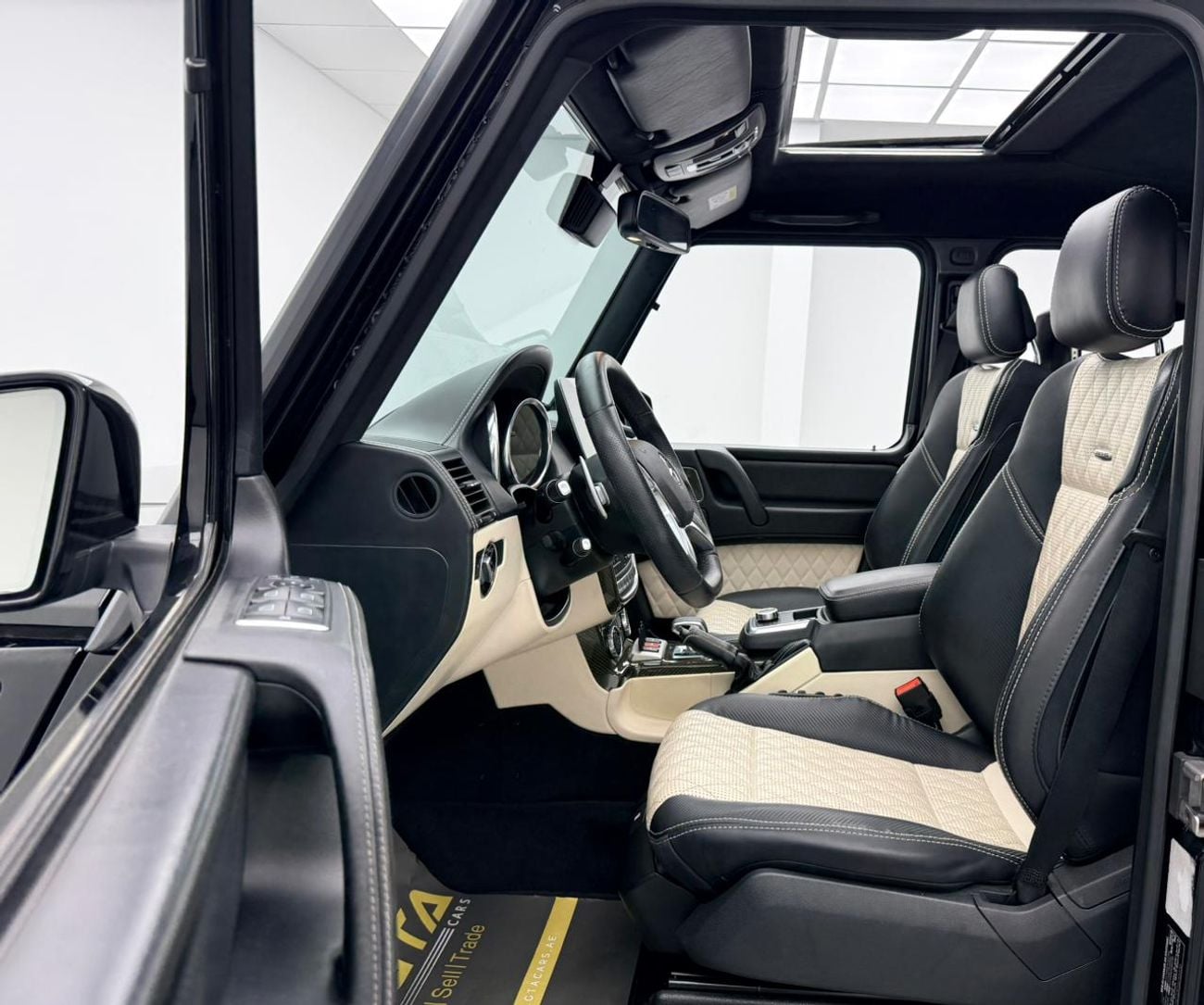 Mercedes Benz G63 AMG STANDARD 2018 Mercedes Benz G63 Centennial Edition, Full Service History, Carbon Fiber Package, GCC
