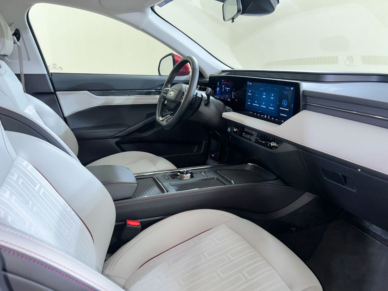 Ford Taurus TREND FH-TPC2225N/AL TAYER MOTORS/ AL QOUZ SHOWROOM