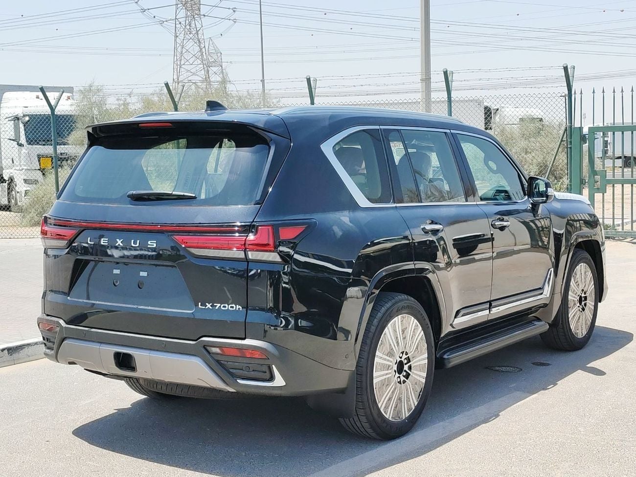 Lexus LX700h SIGNATURE 2026 Lexus LX700h Turbo Sport (7-Seater) with Auto Park 3.5L V6 Twin-Turbo Hybrid A/T 4WD