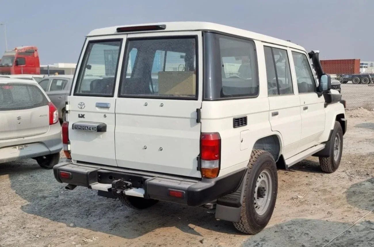 Toyota Land Cruiser 70 TOYOTA LAND CRUISER 76 SERIES | 4.2L V6 DIESEL | LEATHER SEATS | DIFF LOCK | 5 DOORS | MY2026
