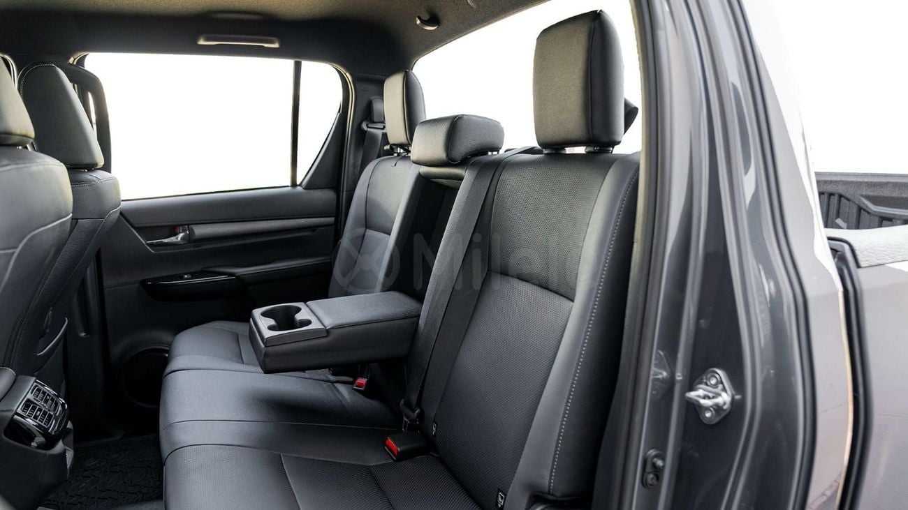 Toyota Hilux HILUX DC DIESEL 2.8M HEV AT 4WD | 2-YEAR WARRANTY + SERVICE AVAILABLE | IN-HOUSE FINANCING